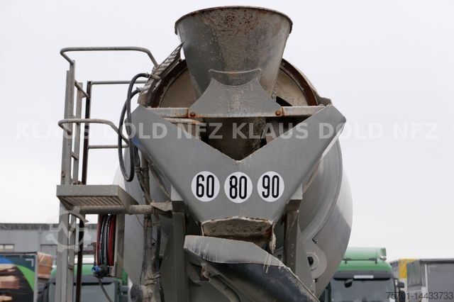 Semirremolque  Louault SR 24 Liebherr  Betonmischer Lenkachse 