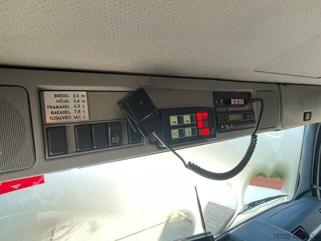 Hoogwerker vrachtwagen Volvo FM9 mit Bronto Skylift E22ALR Arbeitsbühne