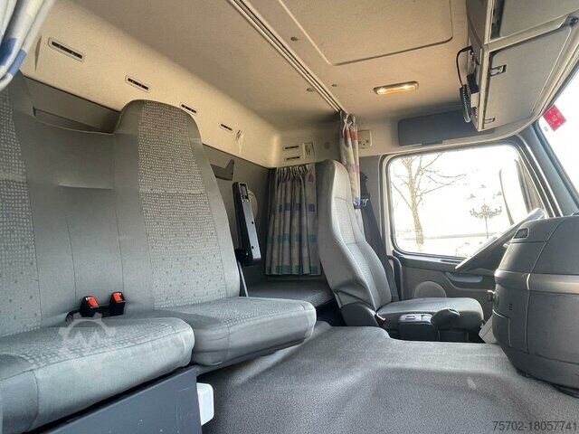 Hoogwerker vrachtwagen Volvo FM9 mit Bronto Skylift E22ALR Arbeitsbühne