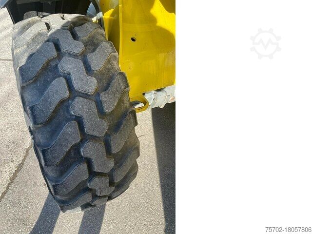 Hofschlepper Weidemann / Wacker WL 70