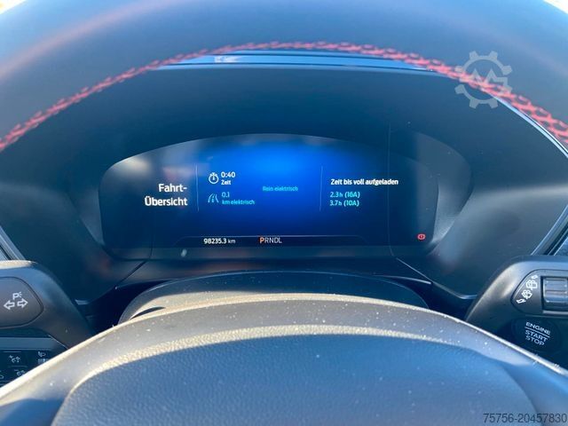 Pick-up FORD Kuga Plug-In Hybrid ST-Line X