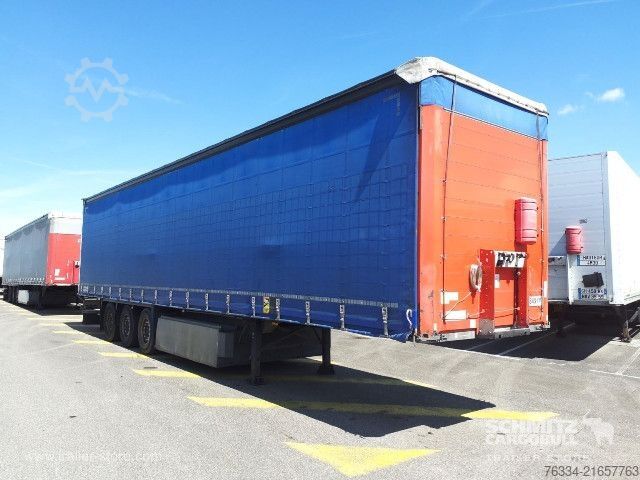 Öppen semitrailer med kapell Schmitz Cargobull Semitrailer Curtainsider Standard