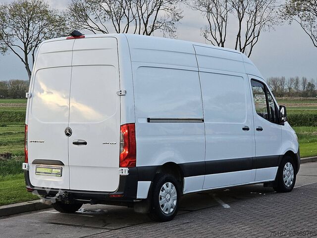 Camioneta familiar de techo alto MERCEDES-BENZ SPRINTER 314 L2H2 Mbux Automaat!