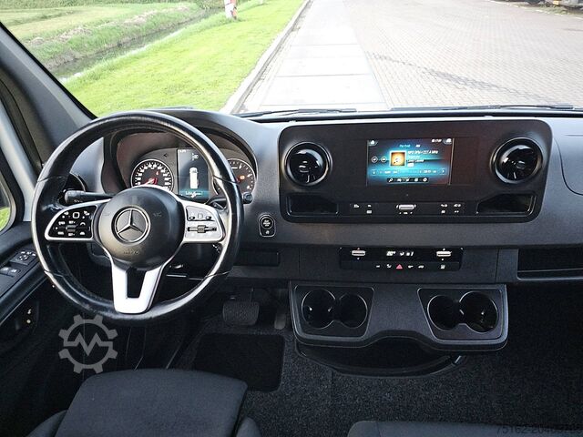 Camioneta familiar de techo alto MERCEDES-BENZ SPRINTER 314 L2H2 Mbux Automaat!