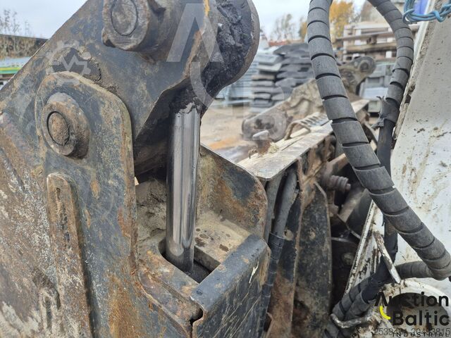 Crawler loader Bobcat T590