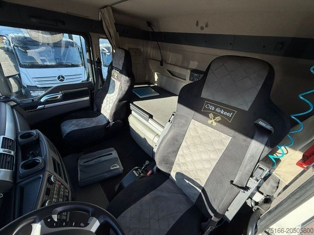 Kamion za prevoz opasnih materija MAN TGS 18.500BL ADR Gefahrgut *TÜV+ADR *RETARDER