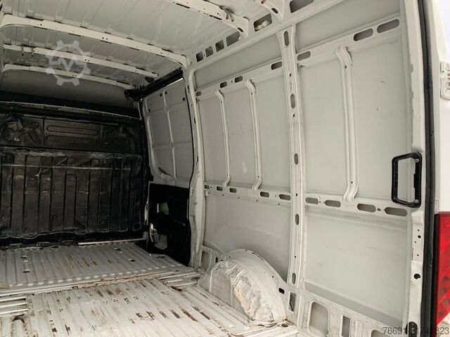 Furgon z wysokim dachem Iveco Daily 35s15 L3 H2   TURBINA ROTTA