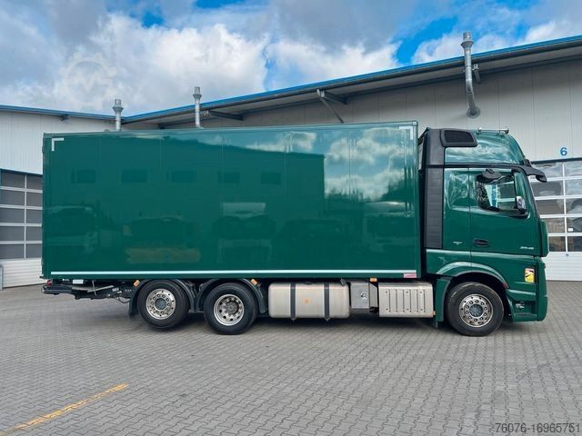 LKW mit Getränkeaufbau MERCEDES-BENZ 2545 LL 6x2/4 Koffer Doppelstock LBW Giga