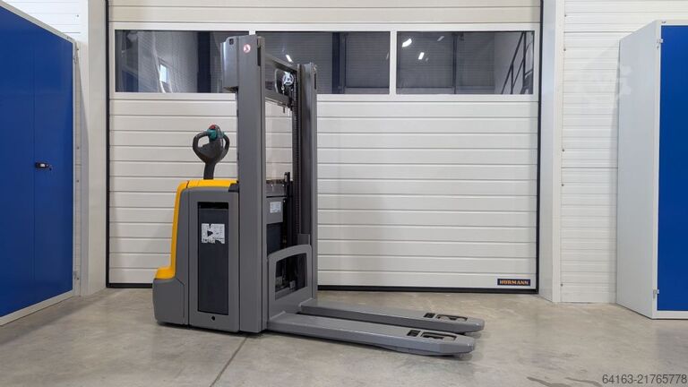 Traspallet manuale Jungheinrich EJC 216z 115 240 ZT