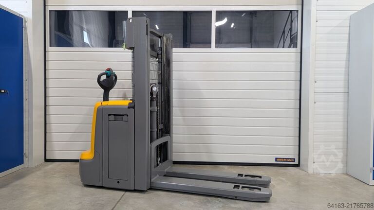 Traspallet manuale Jungheinrich EJC 214z Li 250ZZ