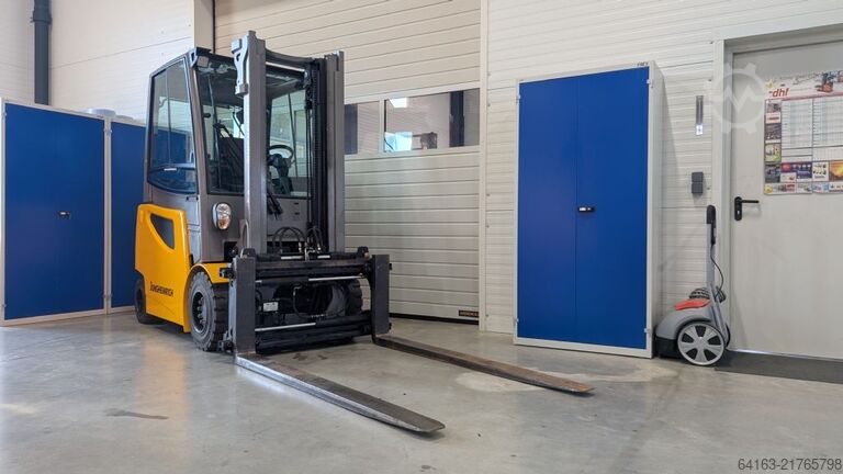 Carrello elevatore elettrico a 4 ruote Jungheinrich EFG 430k G180-310ZT