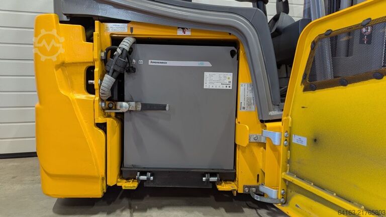 Ηλεκτρικό περονοφόρο 3 τροχούς Jungheinrich EFG 213 LiIon Batterie