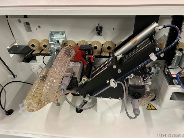 Lemování hran se spárou Lange Maschinenbau B 72 KF