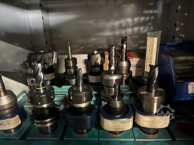 κατακόρυφο κέντρο κατεργασίας Bridgeport VMC 800