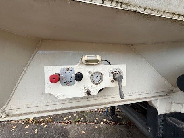 Ημιρυμουλκούμενο σιλο  ANDOR 3-Achs Silo 3 Kammer+ALU+38.000l+SAF