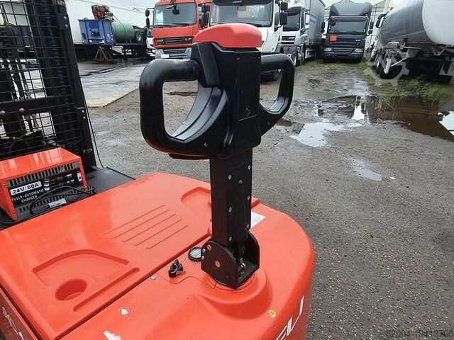 2020 HELI CDD 16 | ELECTRIC | 1600 KG.| HEIGHT 4.50 MTR |4 PIECES. HELI CDD 16 | ELECTRIC | 1600 KG.| HEIGHT 4.50 MTR |...