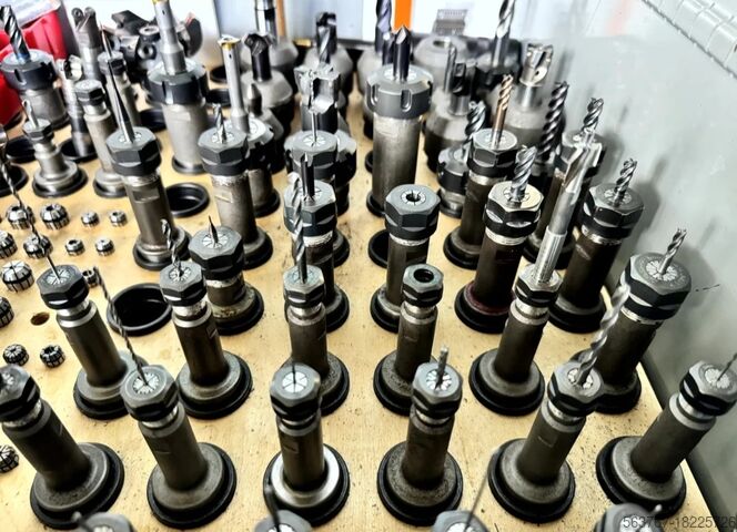 Centro di lavoro verticale FEHLMANN Picomax 55 CNC+60 Werkzeuge-2988h!