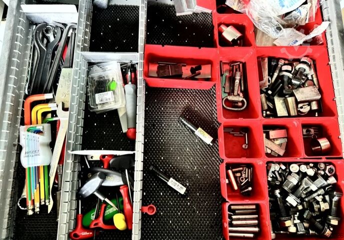 Centro di lavoro verticale FEHLMANN Picomax 55 CNC+60 Werkzeuge-2988h!