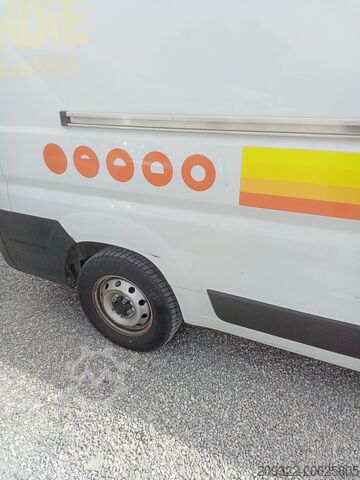 Caravan/camper Fiat Weinsberg Carabus 600 K | 4 Posti Letto | Completamente Attrezzato