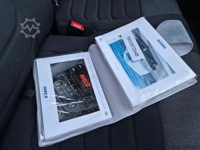 Valiză Iveco Daily 35S18 3.0D Koffer/ Xenon/ Airco