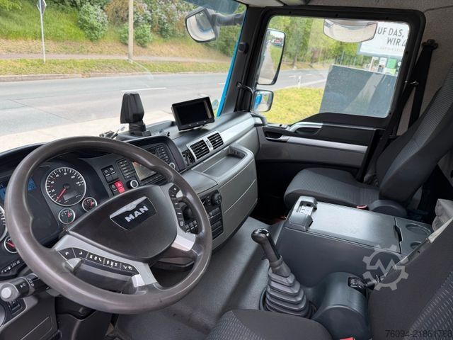 Autocamion basculant tridirecțional MAN TGM 18.290 4x2 MEILLER Kipper AHK Kipphydr.