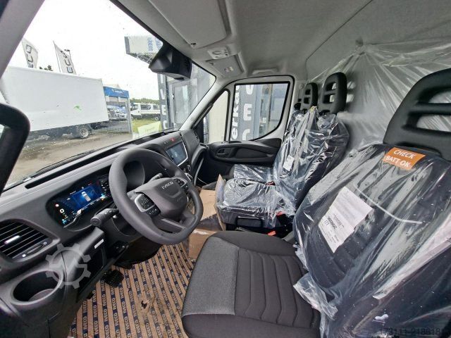 Dubă cu caroserie tip cutie IVECO Daily 35S16H3.0A8Y Koffer LBW / RFK / Spoiler