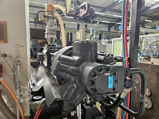 Macchina per stampaggio a iniezione DEMAG Ergotech system 2000-840