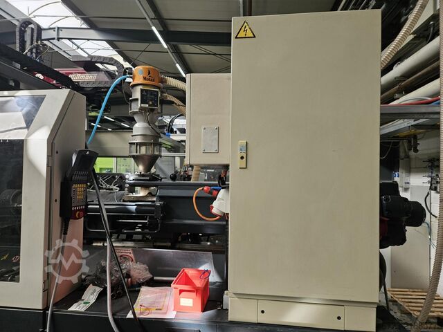 Macchina per stampaggio a iniezione DEMAG Ergotech system 2000-840