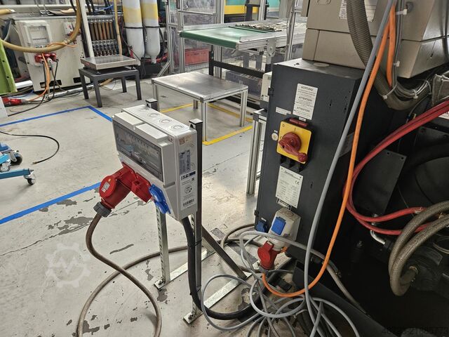 Macchina per stampaggio a iniezione DEMAG Ergotech system 2000-840
