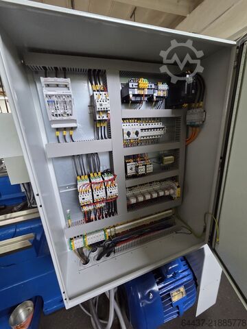 Leit-/Zugspindeldrehmaschine Poreba TPK 80 x 4000
