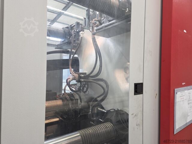 Macchina per stampaggio a iniezione FERROMATIK MILACRON Maxima MM650-3470