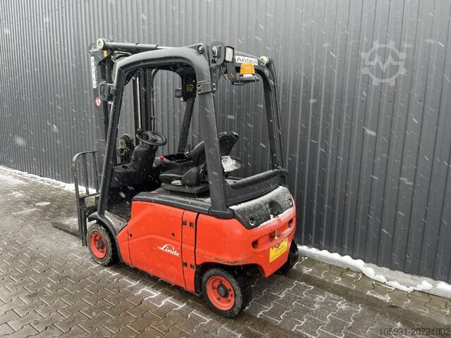 Elektrisk 4 -hjulig gaffeltruck Linde E16P-01