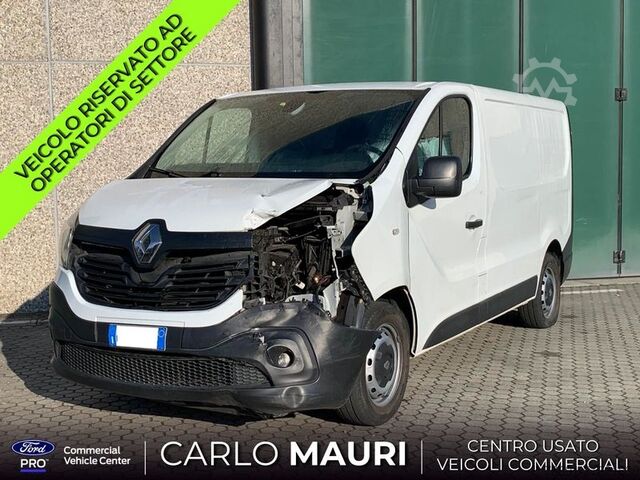 Yüksek tavanlı panelvan Renault Trafic Van