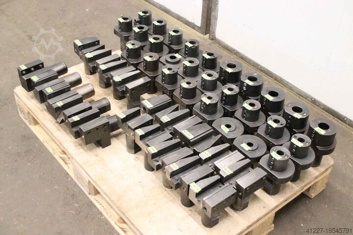 CNC turning tool holder 47 pieces unbekannt Aufnahme Ø 60 mm DIN 69880