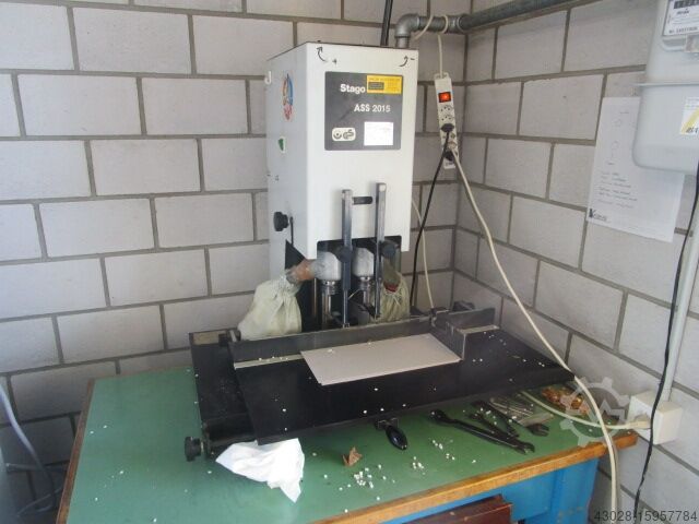 BOORMACHINE MET TWEE ASSEN STAGO ASS 2015