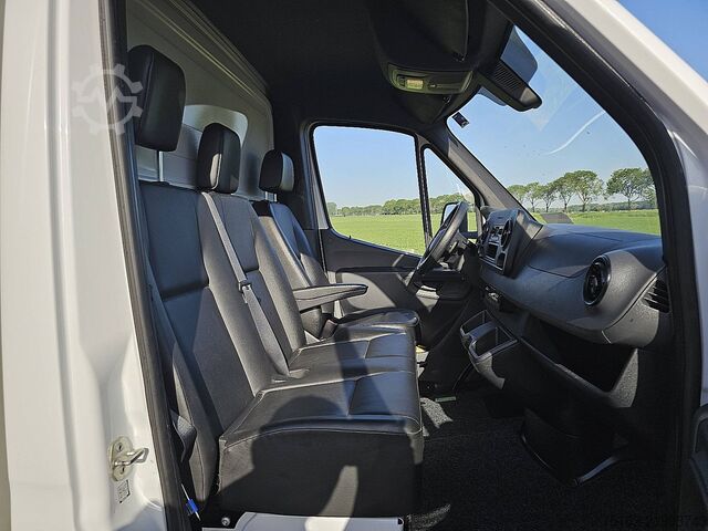 Valise MERCEDES-BENZ SPRINTER 314 Bakwagen Laadklep!