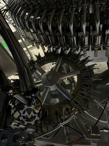 Machine voor drankenproductie Bottling Krones 30.000 bph PET Bottling Line Water