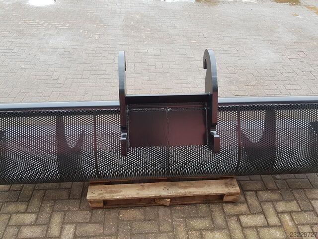   AGM Baggerbak 3 meter breed CW 3