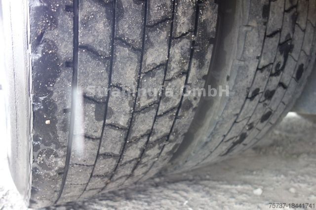 Samochód ciężarowy typu furgon MERCEDES-BENZ 1843 L Antos Koffer + LBW