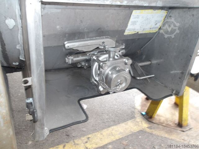 Tankcontainer Van Hool 29.500 Liter Druckluftleitung ADR 8/26