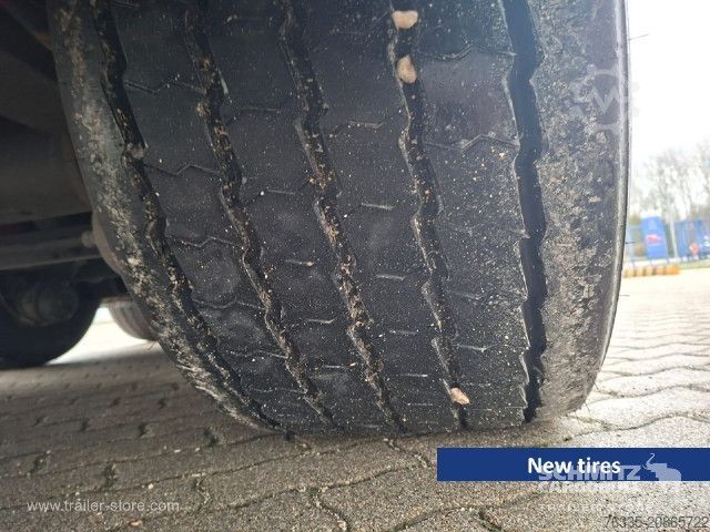 Open semitrailer with tarp Schmitz Cargobull Curtainsider Mega