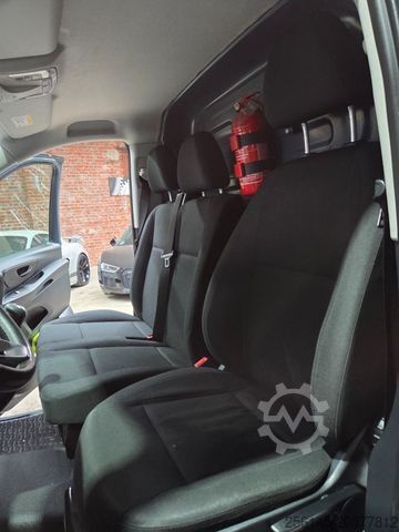 Furgon blaszak MERCEDES-BENZ Vito Kasten 110  Kamera Tempom. Klima Tüv neu E6