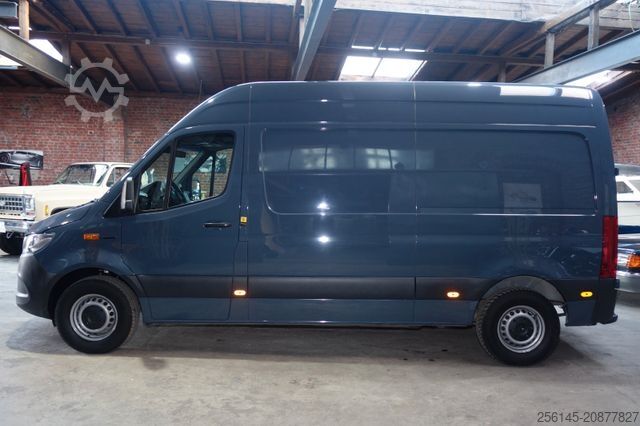 Furgão de teto alto MERCEDES-BENZ eSprinter Kasten 312 L2 terie Klima