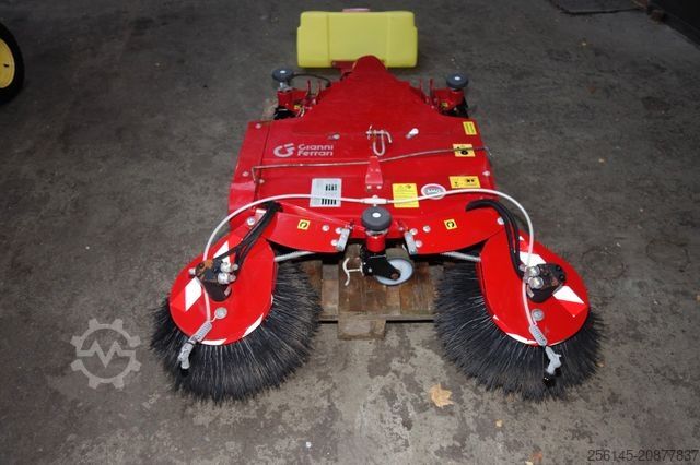 Sonstige Gianni Ferrari PG280 4x4 Inkl vieler Anbaugeräte