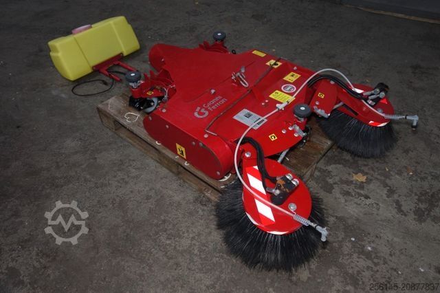 Sonstige Gianni Ferrari PG280 4x4 Inkl vieler Anbaugeräte