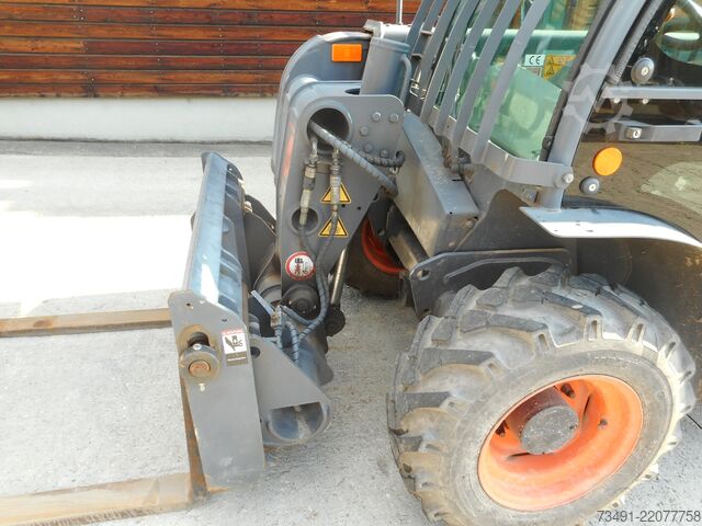 Telescopic loader AUSA T204H