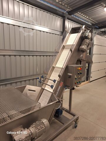 Gyümölcs mosó kefével és darálóval MAURER GÉP Kft. MKMDK 3000 fruit wascher with brusher an