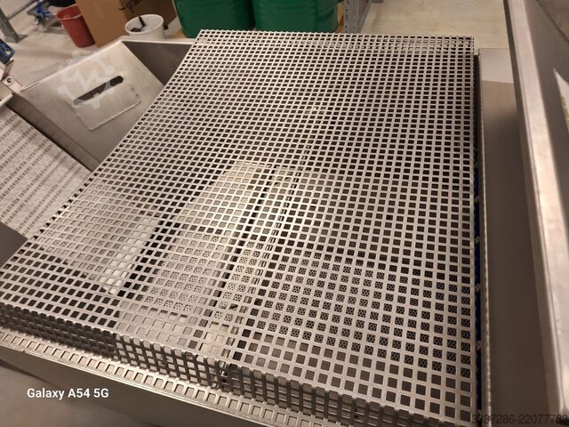 Gyümölcs mosó kefével és darálóval MAURER GÉP Kft. MKMDK 3000 fruit wascher with brusher an