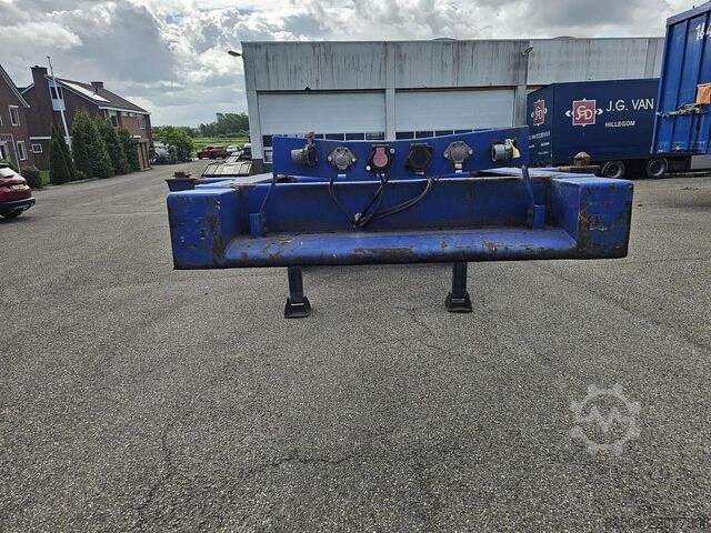 Container transport MKF METALLBAU CS 20 -20 FOOT- CONTAINER CHASSIS -HEAVY DUTY- ...