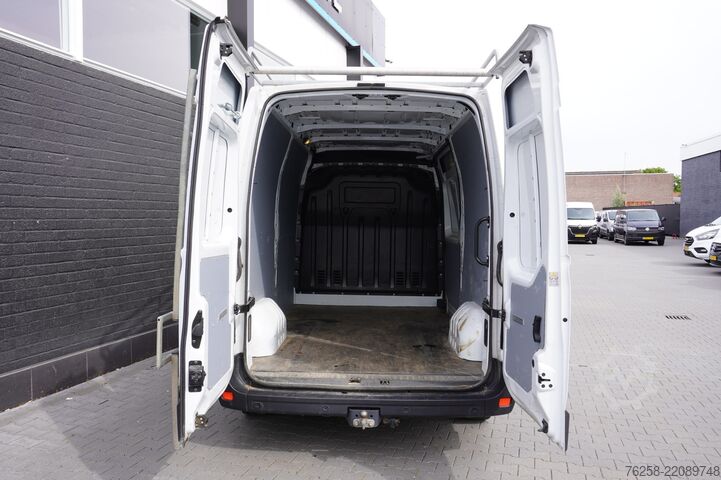 Panelvan Renault Master 2.3 dCi 135PK L2H2 EURO 6 - Airco - Crui...